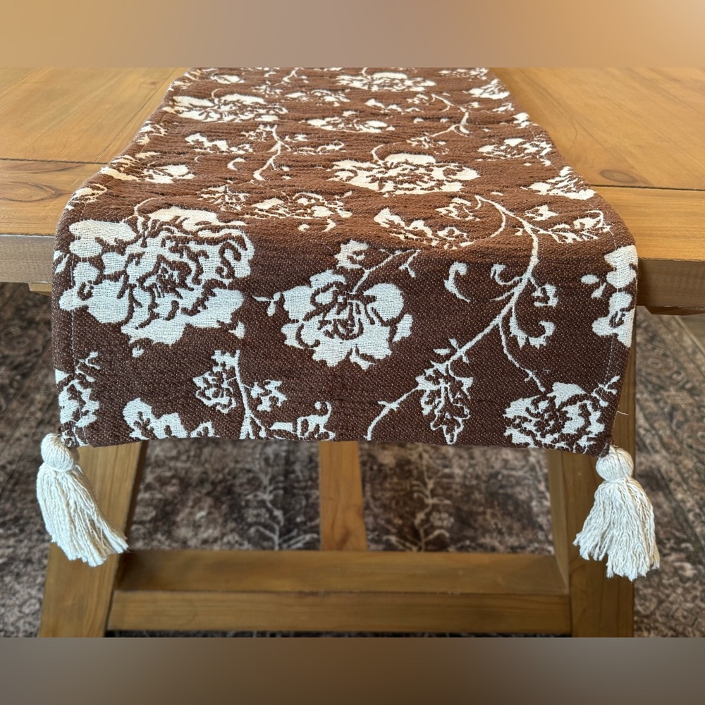 NWOT Brown & Cream Floral Table Runner Tassels 14" x 72" - Picture 1 of 12